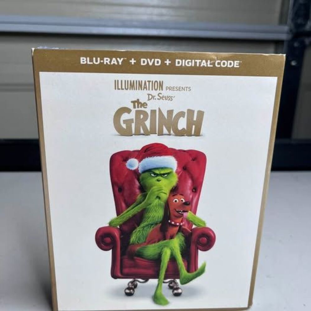 Dr. Seuss' The Grinch Blu-ray + DVD + Digital Code (Illumination)